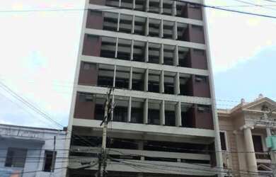 Imagem: O depósito possui 1 Vaga na garagem e 60m² de Área e está