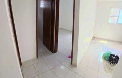 Imagem: O apartamento possui 2 Dormitórios, 2 Banheiros e 1 Vaga na