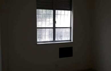 Imagem: O apartamento possui 1 Dormitório, 1 Banheiro e está localizado