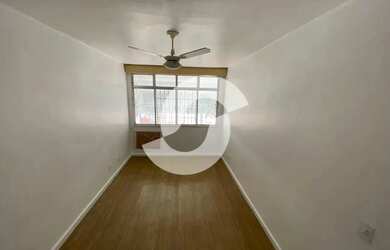 Imagem: O apartamento possui 2 Dormitórios, 2 Banheiros, 75m² de Área