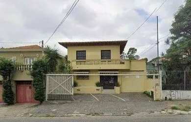 Imagem: O depósito possui 5 Vagas na garagem, 350m² de Área e está