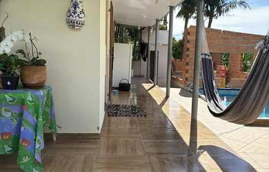 Imagem 4: Casa para descanso. Piscina, Churrasqueira, Acomodam 9 pessoase5 Vagas...