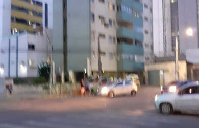 Imagem 2: Apt pra venda excelente local frente ao novo shopping em C.Caiada,Muito...