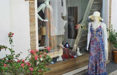 Imagem: O depósito possui 16m² de Área e está localizado em Armação