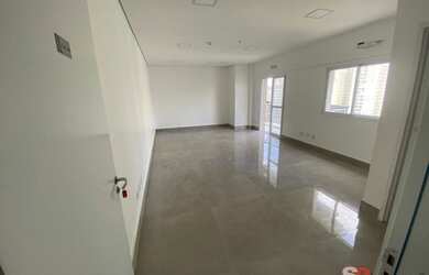 Imagem: O depósito possui 1 Vaga na garagem, 40m² de Área e está