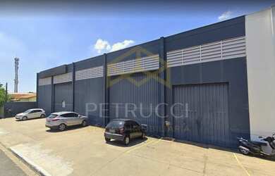 Imagem: O depósito possui 5 Vagas na garagem, 1.300m² de Área e