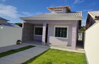 Imagem: A casa possui 2 Dormitórios, 2 Banheiros, 1 Vaga na garagem