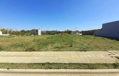 Imagem: O terreno possui 160m² de Área e está localizado em Orico