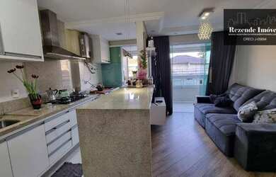 Imagem: O apartamento possui 2 Dormitórios, 2 Banheiros, 1 Vaga na