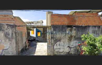 Imagem: O terreno possui 980m² de Área e está localizado em Brás