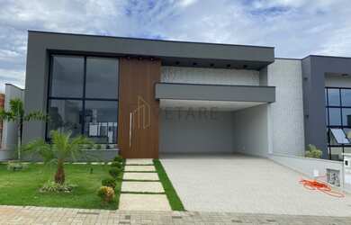 Imagem: A casa em condomínio possui 3 Dormitórios, 5 Banheiros, 4