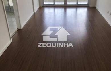 Imagem 2: Residencial - Centro. Varanda, Área de serviço, 74m² de Áreae2 Vagas...