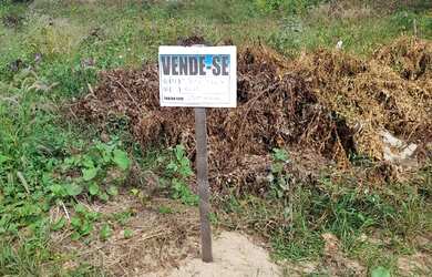 Imagem: O terreno possui 150m² de Área e está localizado em Leandro