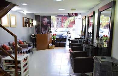 Imagem 11: Salão De Beleza Completo em Vilas do Atlantico mais de 10 anos funcionando