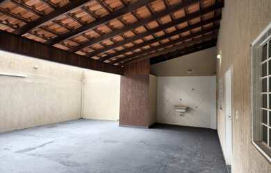 Imagem 1: Agio Casa sozinha no lote 2 Qtos desocupada, toda arrumadinha, entrego...