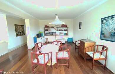 Imagem: A casa em condomínio possui 5 Dormitórios, 5 Banheiros, 5