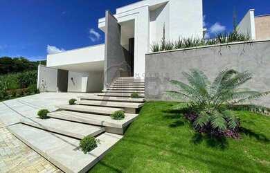 Imagem: A casa em condomínio possui 3 Dormitórios, 3 Banheiros, 2