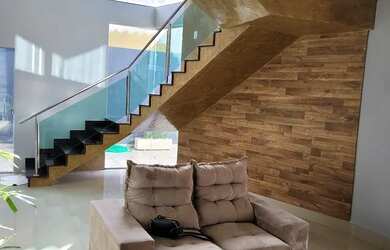 Imagem 12: Vendo casa. 380m² de Área, 5 Vagas na garageme4 Dormitórios