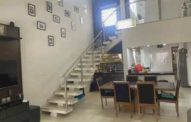 Imagem: A casa em condomínio possui 3 Dormitórios, 4 Banheiros, 2