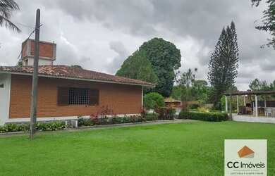 Imagem 8: Casa para venda com 525 m² com 5 quartos sendo4 suites