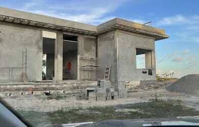 Imagem: A casa em condomínio possui 4 Dormitórios, 3 Banheiros, 2