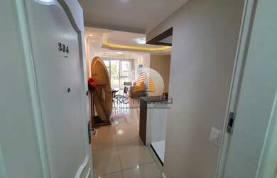 Imagem: O apartamento possui 3 Dormitórios, 1 Banheiro, 1 Vaga na garagem