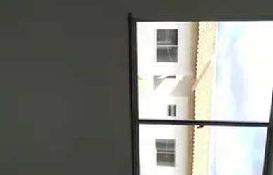 Imagem: A casa possui 2 Dormitórios, 2 Banheiros, 2 Vagas na garagem