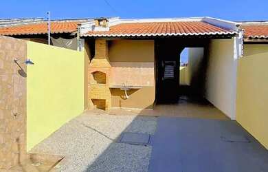 Imagem 3: Venda de Casa Enorme no Ancuri com 3 Quantos 3 Garagem - Mais informações