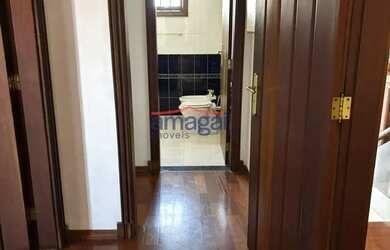 Imagem 13: Casa no Centro de Jacareí, com 5 dormitórios sendo 2 suítes