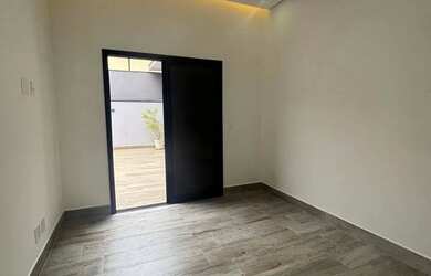 Imagem 5: Linda casa à venda no Condomínio Portal de Itaici