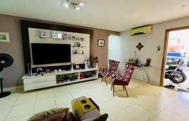 Imagem 5: Imóvel para venda possui 250 metros quadrados com 3 quartos em Novo Aleixo...