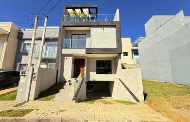 Imagem: A casa em condomínio possui 3 Dormitórios, 4 Banheiros, 3