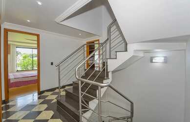 Imagem 12: Vendas Casa Curitiba PR. Piscina, Ar-condicionado, Lareirae4 Vagas na...