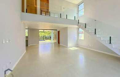 Imagem 14: Casa pronta para morar de Altíssimo Padrão 3 suítes, closet, piscina privativa, área gourm