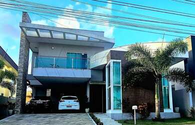 Imagem: A casa em condomínio possui 4 Dormitórios, 4 Banheiros, 4