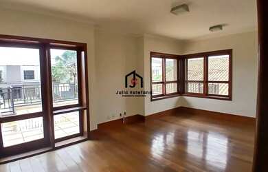 Imagem 4: Sobrado com 4 suítes no Condomínio Colonial Village em Pindamonhangaba