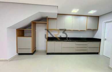 Imagem 7: Portal de Versalhes - Casa de rua