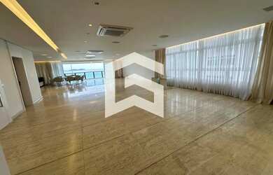 Imagem: O apartamento à venda possui 3 Dormitórios, 5 Banheiros, 3