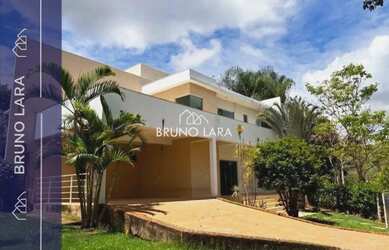 Imagem: A casa em condomínio possui 5 Dormitórios, 5 Banheiros, 5