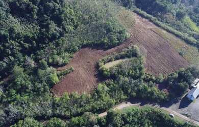 Imagem 3: Chácara com 3 Dormitorio s localizado a no bairro Santa Lúcia do Piaí...