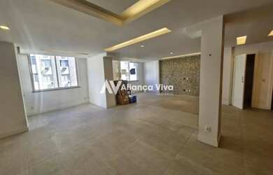 Imagem: O apartamento possui 4 Dormitórios, 4 Banheiros, 1 Vaga na