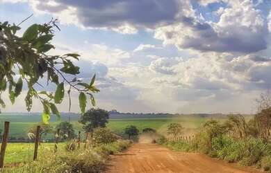 Imagem: A fazenda possui 1.000m² de Área e está localizado em Mairinque
