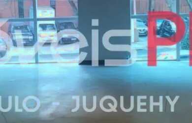 Imagem: O depósito possui 4 Vagas na garagem, 500m² de Área e está