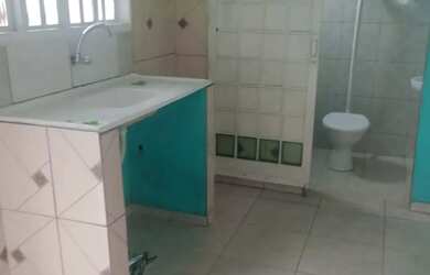 Imagem: O quarto está localizado em Vila da Telebrasília, Brasília