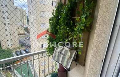 Imagem: O apartamento possui 2 Dormitórios, 1 Banheiro, 1 Vaga na garagem