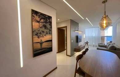 Imagem: O apartamento possui 3 Dormitórios, 2 Banheiros, 2 Vagas na