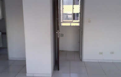 Imagem 9: Apt pra venda excelente local frente ao novo shopping em C.Caiada,Muito...