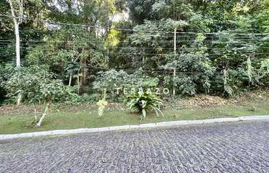 Imagem: O terreno possui 1000m² de Área e está localizado em Centro