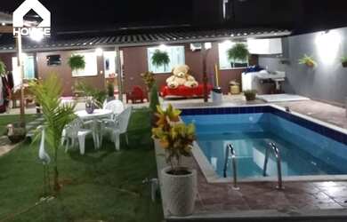 Imagem: A casa possui 2 Dormitórios, 1 Banheiro, 1 Vaga na garagem