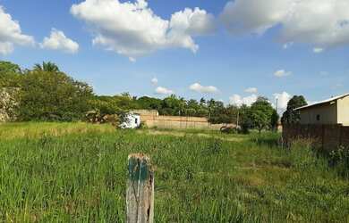 Imagem 3: Terreno 10x30m, no bairro Planalto. Pronto para a sua obra